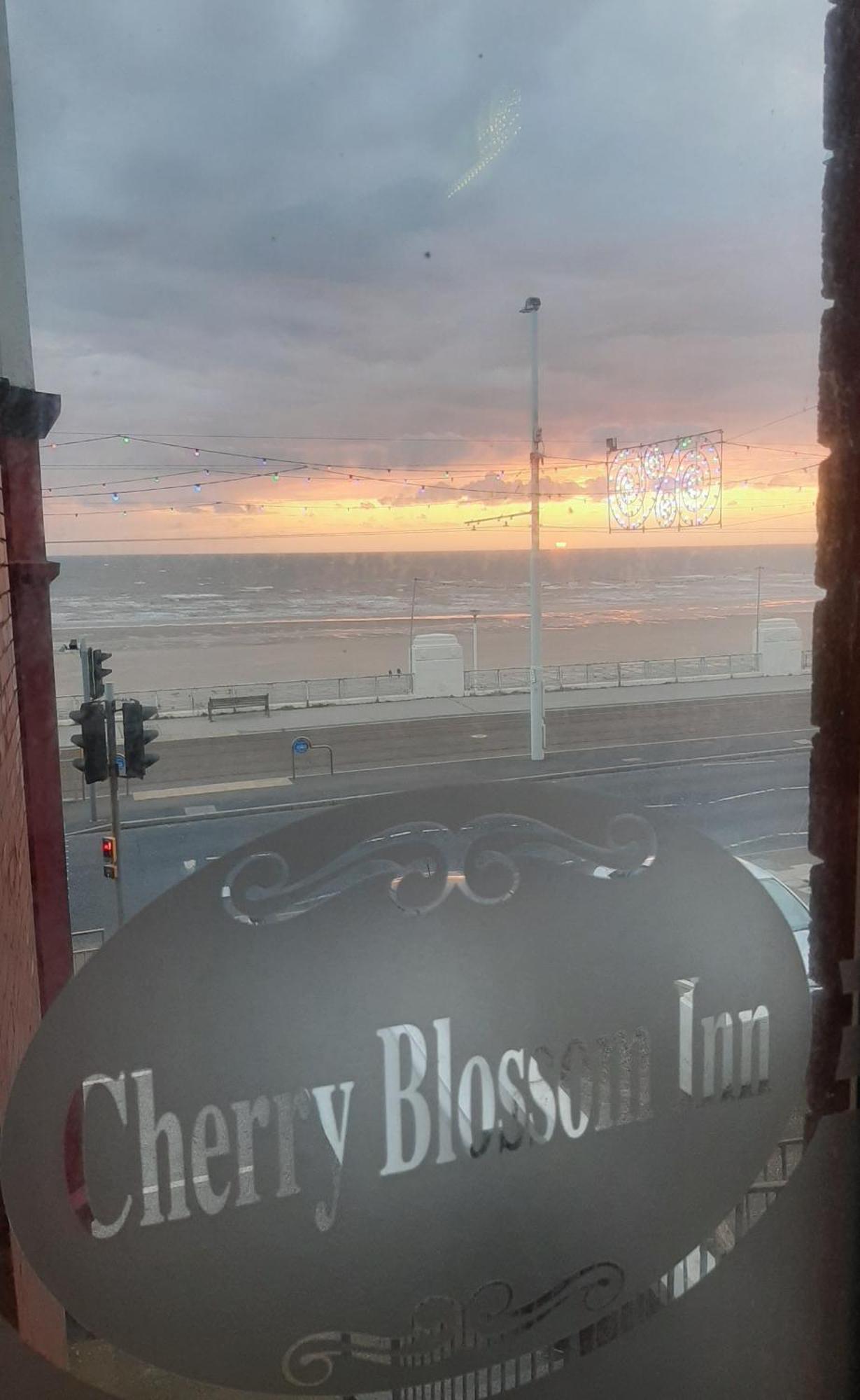 Cherry Blossom Inn Blackpool Exterior foto